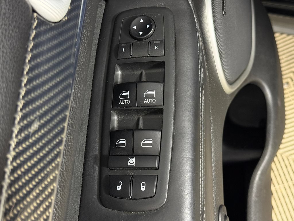 Used 2018 Jeep Grand Cherokee SRT w/ Trailer Tow Group IV AWD/4WD image 41