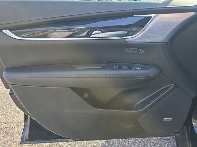 Used 2025 Cadillac XT5 Premium Luxury image 26