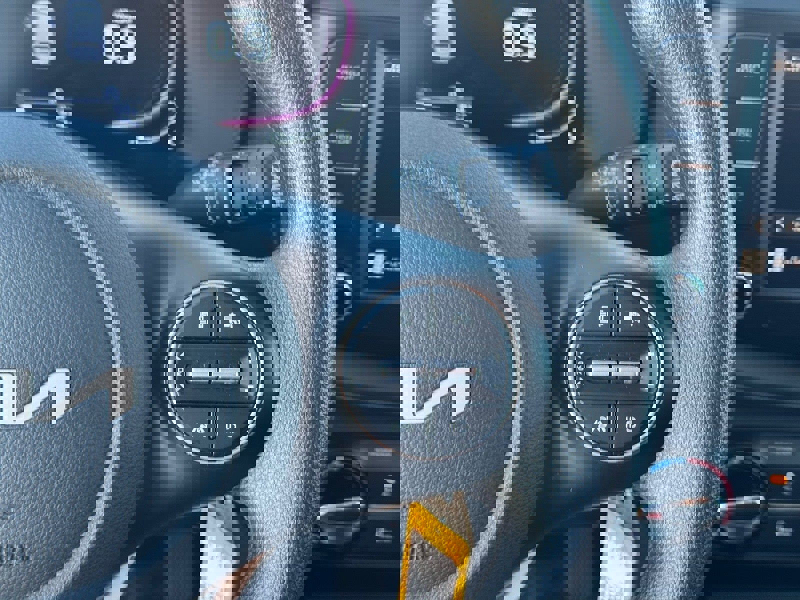 Used 2024 Kia Soul LX image 25