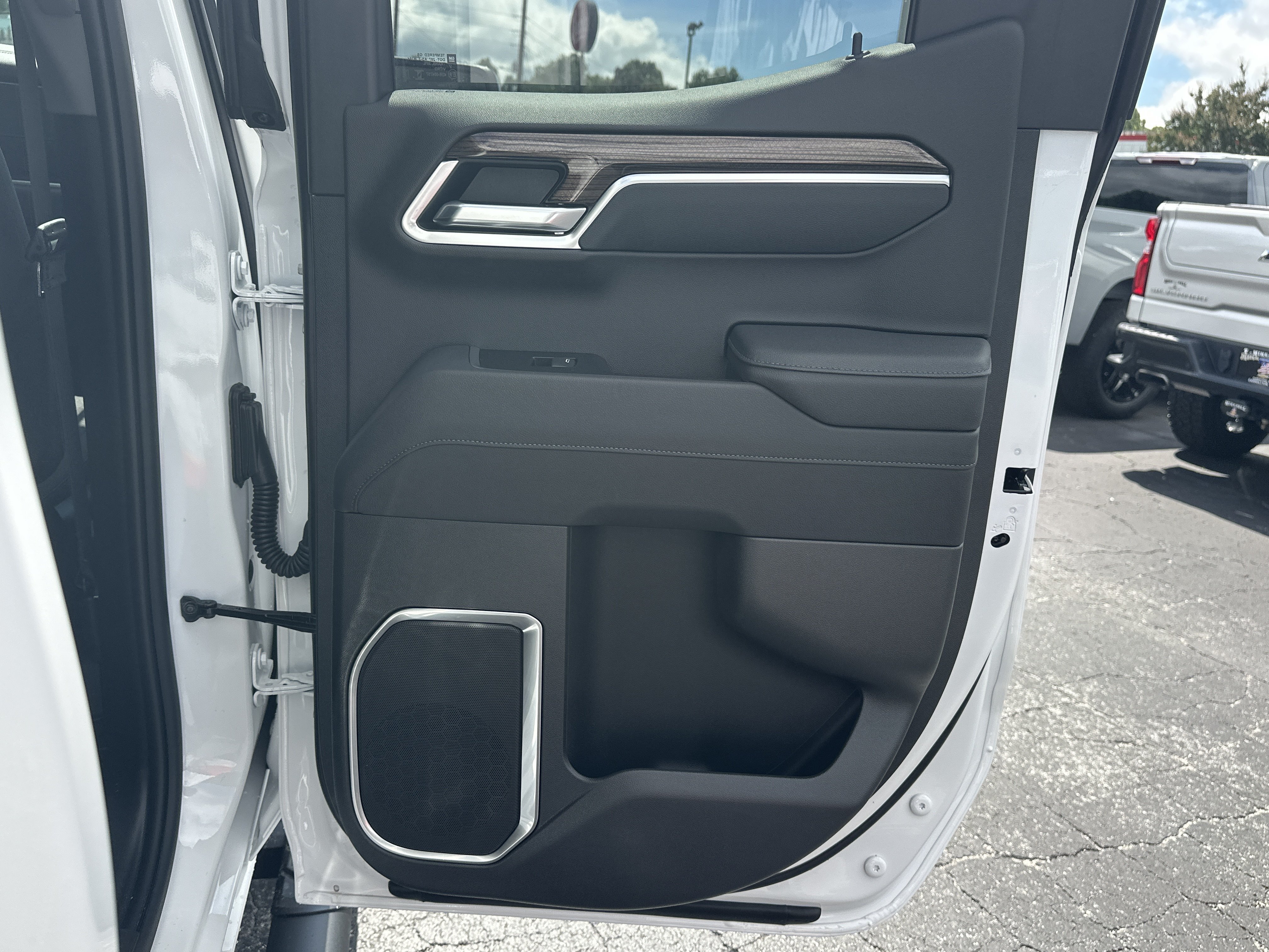 New 2026 Chevrolet Silverado 1500 RST w/ RST Select Package AWD/4WD image 18