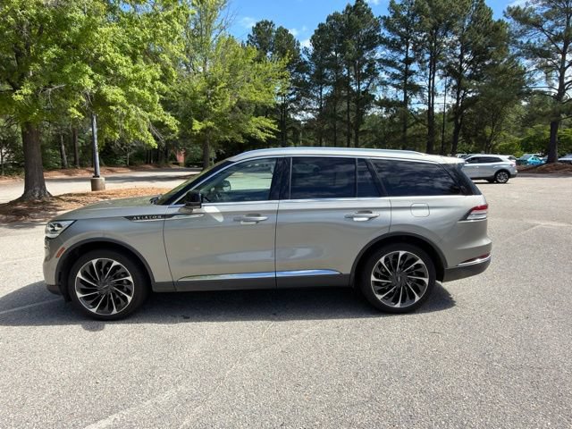 Certified 2023 Lincoln Aviator Reserve w/ Equipment Group 201A AWD/4WD image 2