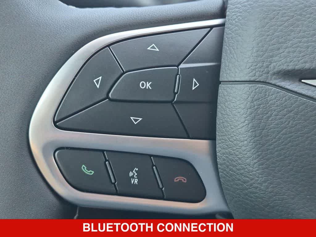 New 2027 Chrysler Pacifica Select FWD image 22