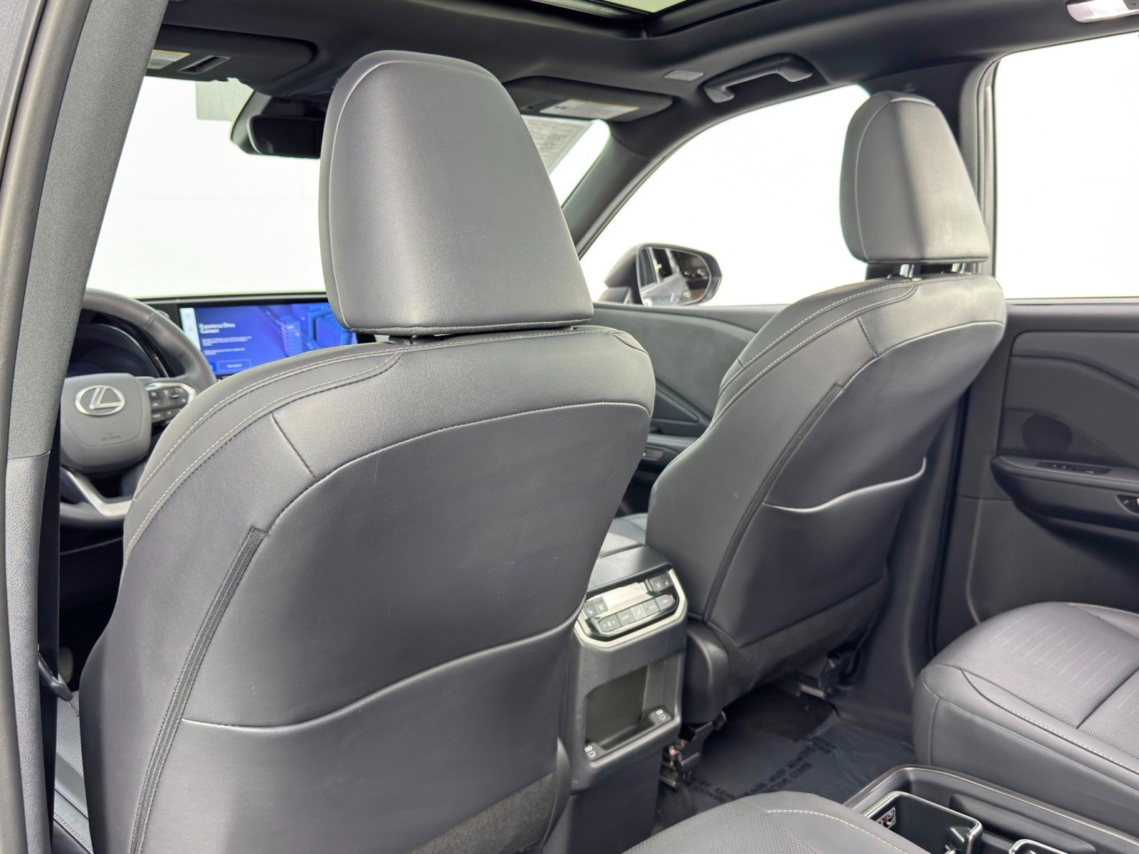 Used 2024 Lexus TX 350 AWD w/ Captains Chair Package image 38