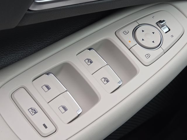 New 2026 Hyundai Sonata SEL FWD image 30
