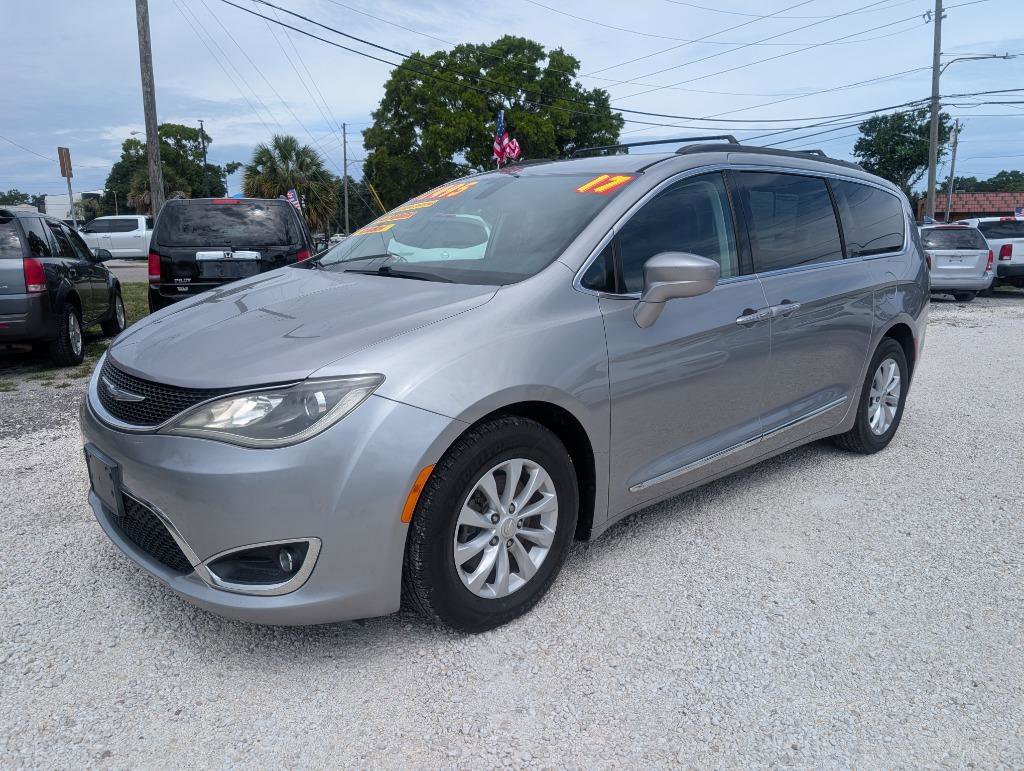 Used 2017 Chrysler Pacifica Touring-L
