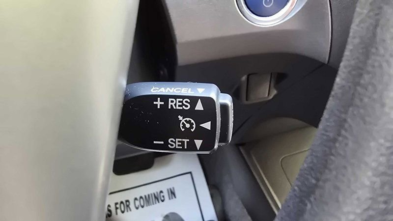 Used 2013 Toyota Prius Two FWD image 19