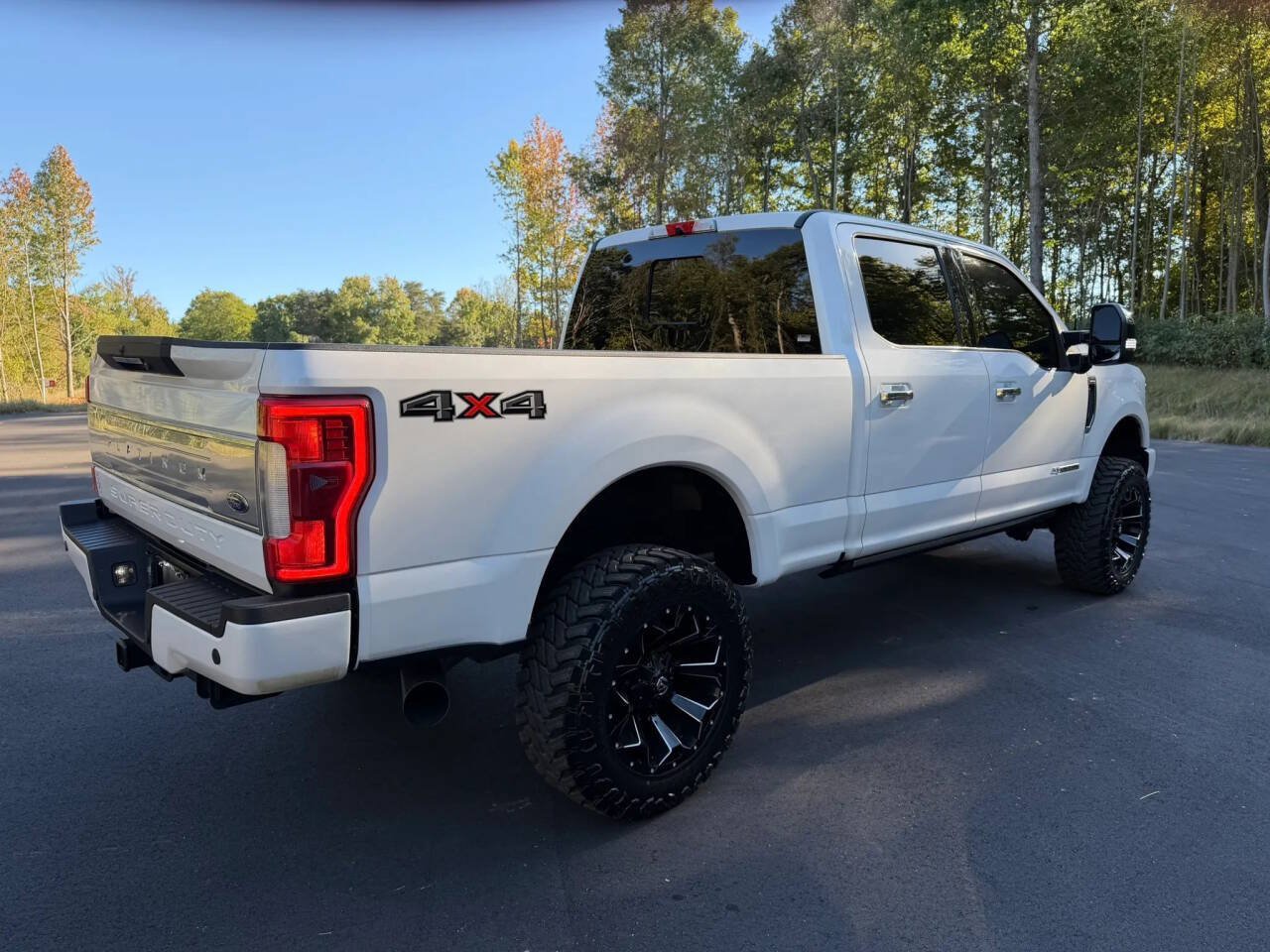 Used 2017 Ford F350 Platinum w/ Platinum Ultimate Package AWD/4WD image 8
