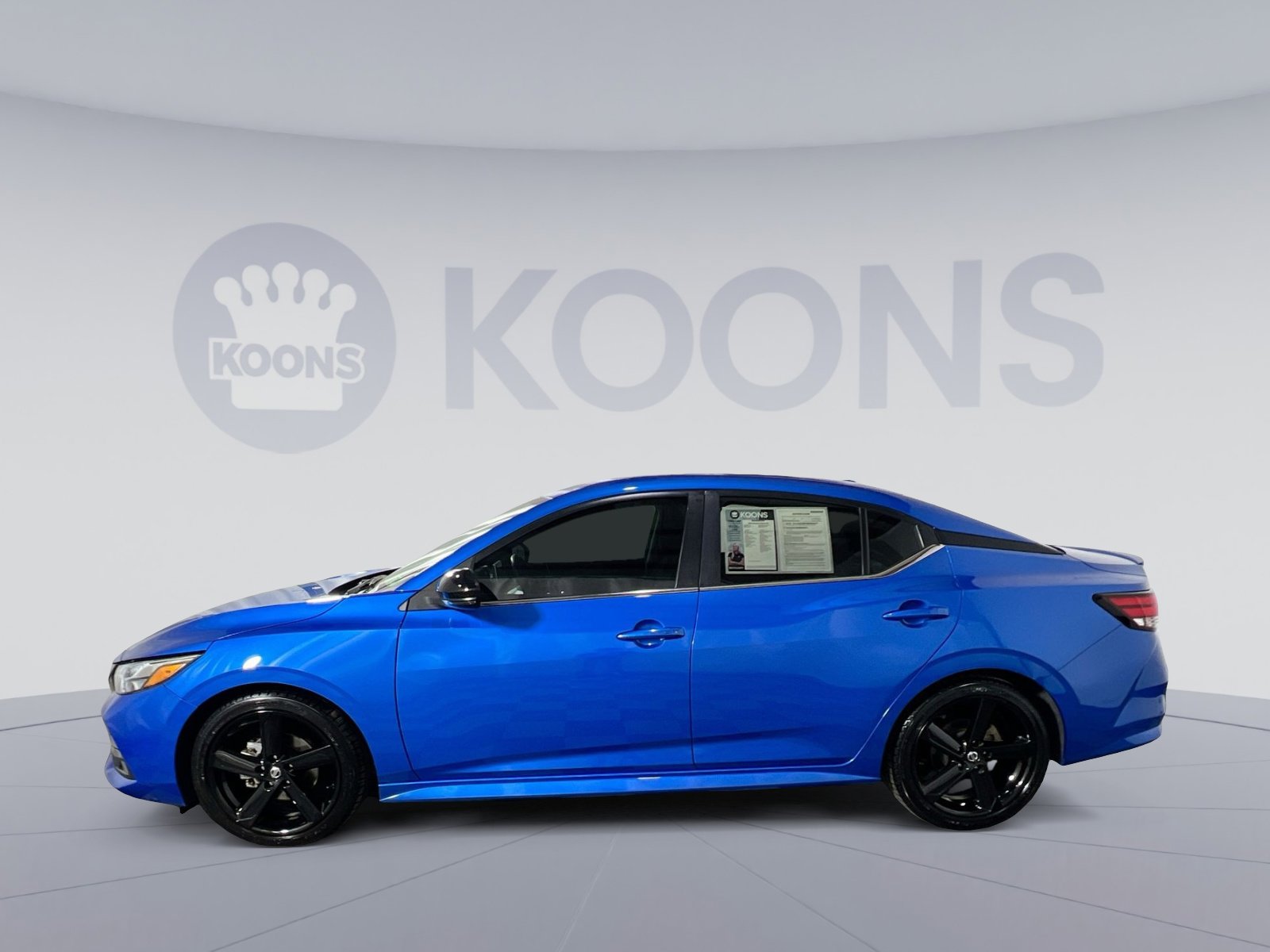Used 2022 Nissan Sentra SR w/ Electronics Package image 2