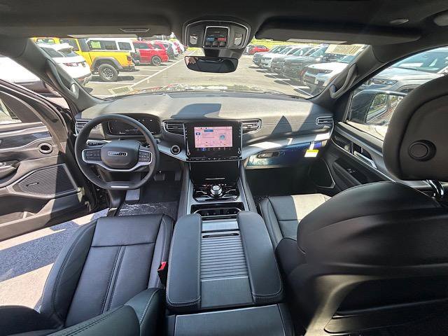 New 2025 Jeep Wagoneer Series II w/ Convenience Group I image 9