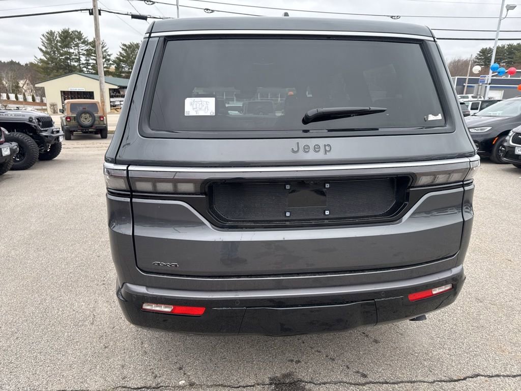 New 2026 Jeep Grand Wagoneer 4WD w/ Premium Group I image 4
