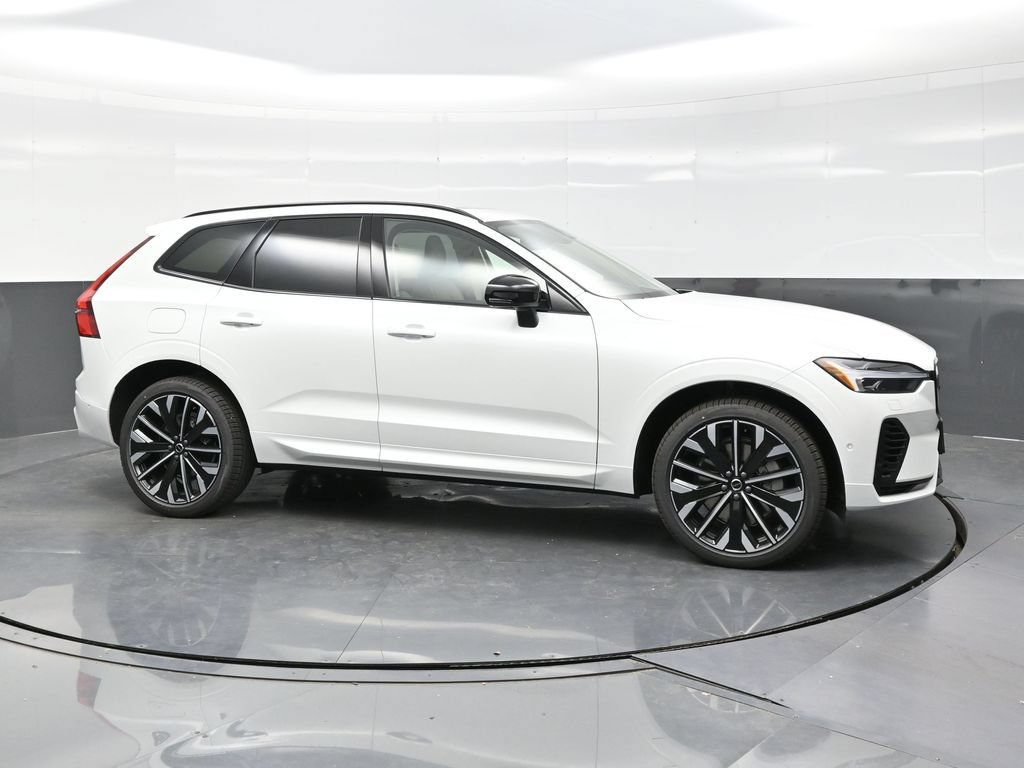 New 2026 Volvo XC60 T8 Ultra w/ Climate Package AWD/4WD image 8