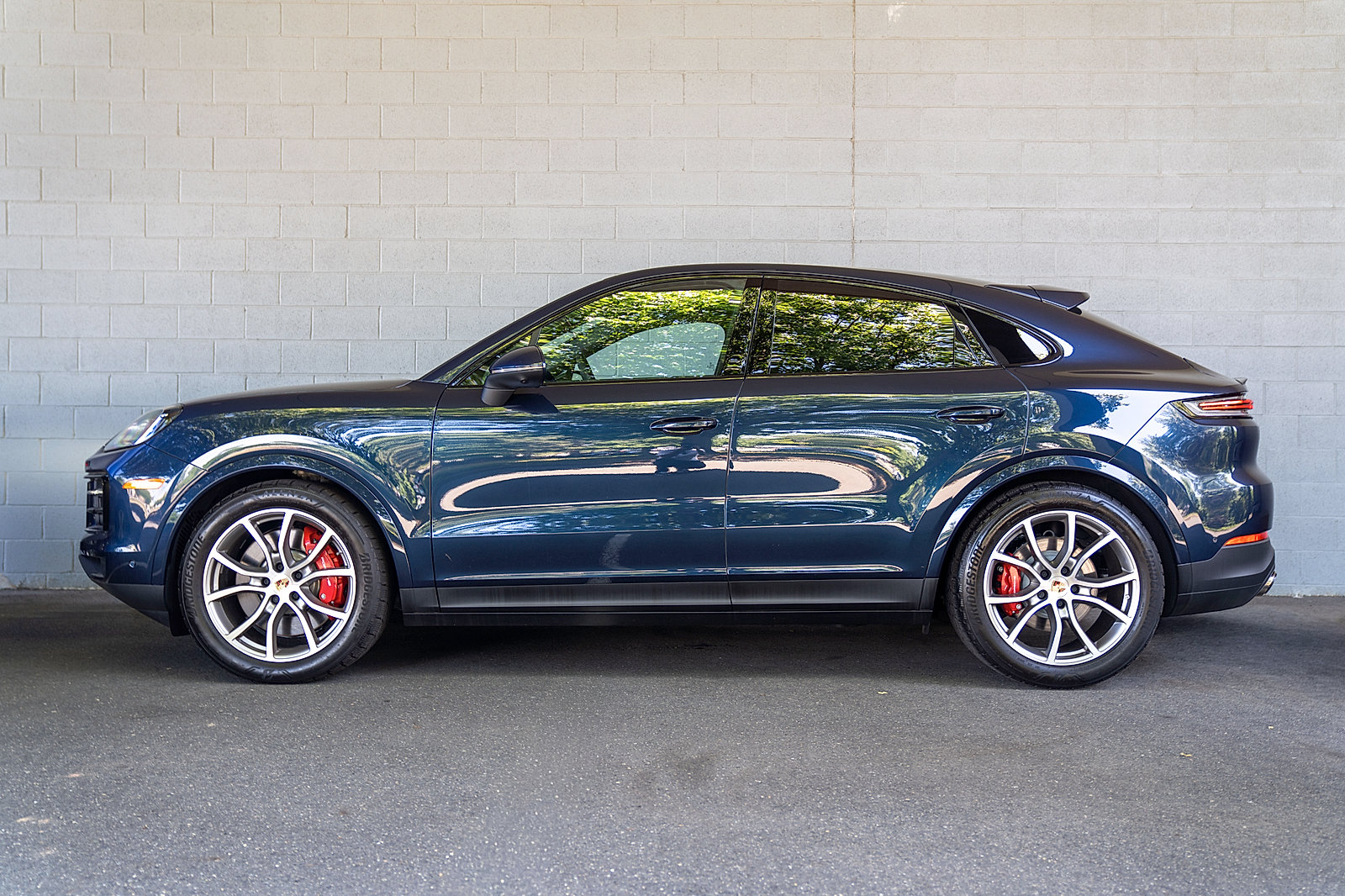 Used 2026 Porsche Cayenne S AWD/4WD image 2