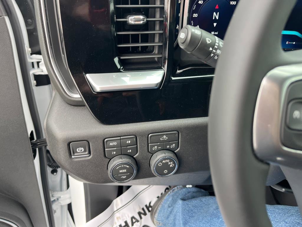 New 2026 Chevrolet Silverado 1500 LT image 12