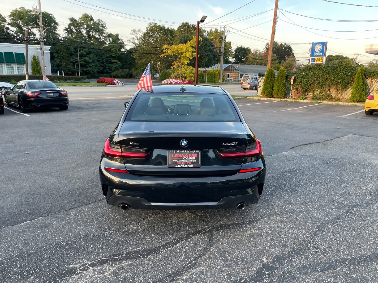 Used 2020 BMW 330i xDrive Sedan w/ M Sport Package image 4