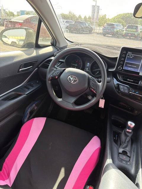 Used 2021 Toyota C-HR LE FWD image 10
