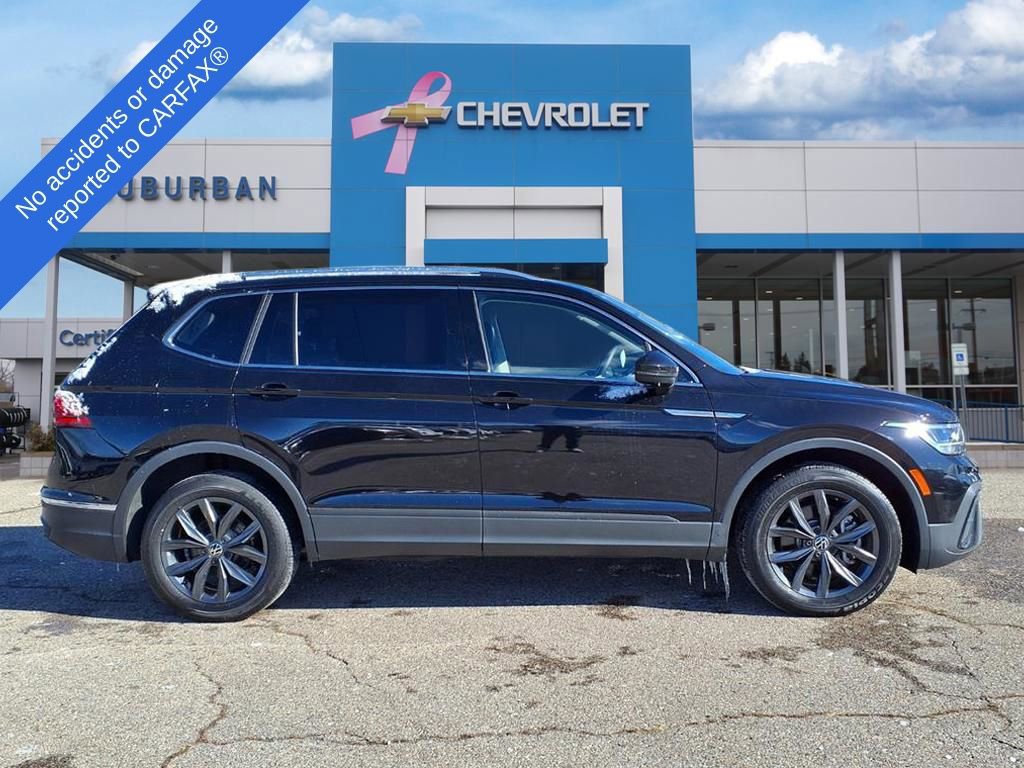 Used 2022 Volkswagen Tiguan SE image 4