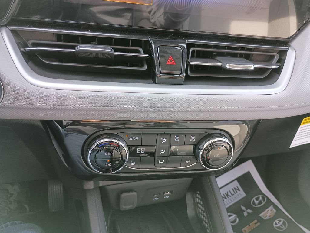 New 2025 Chevrolet TrailBlazer LT w/ Convenience Package image 25