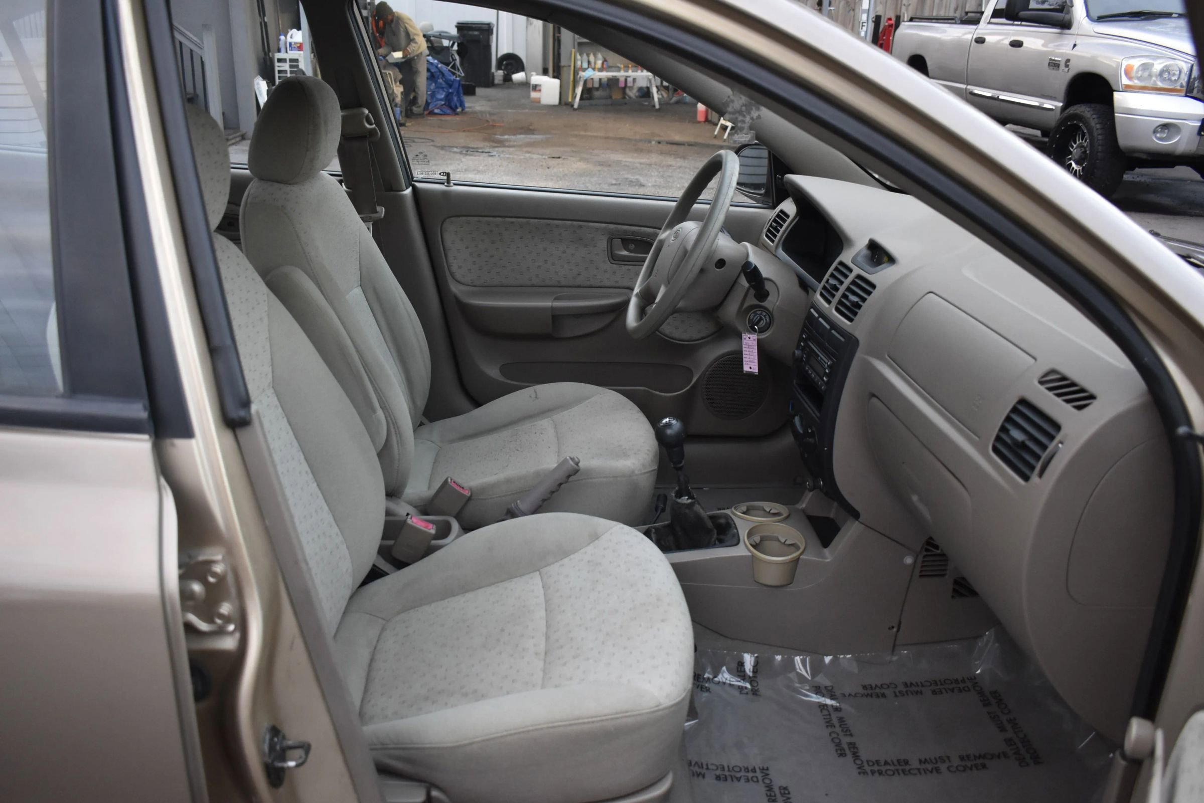 Used 2005 Kia Rio Sedan image 11