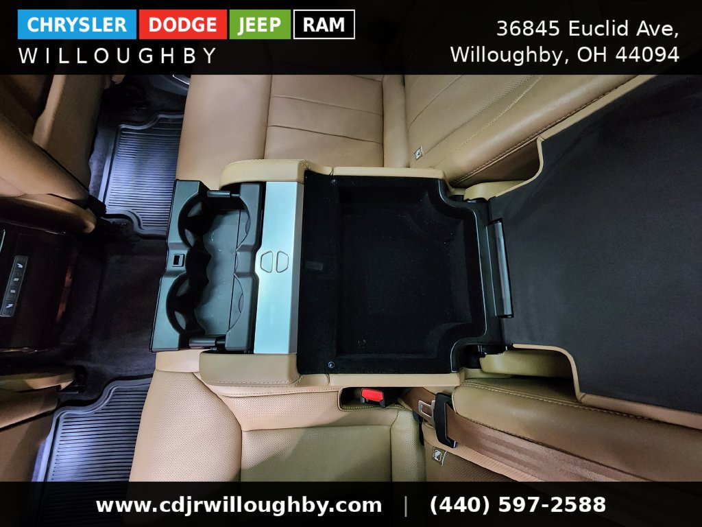 Used 2025 Land Rover Range Rover Sport SE AWD/4WD image 31