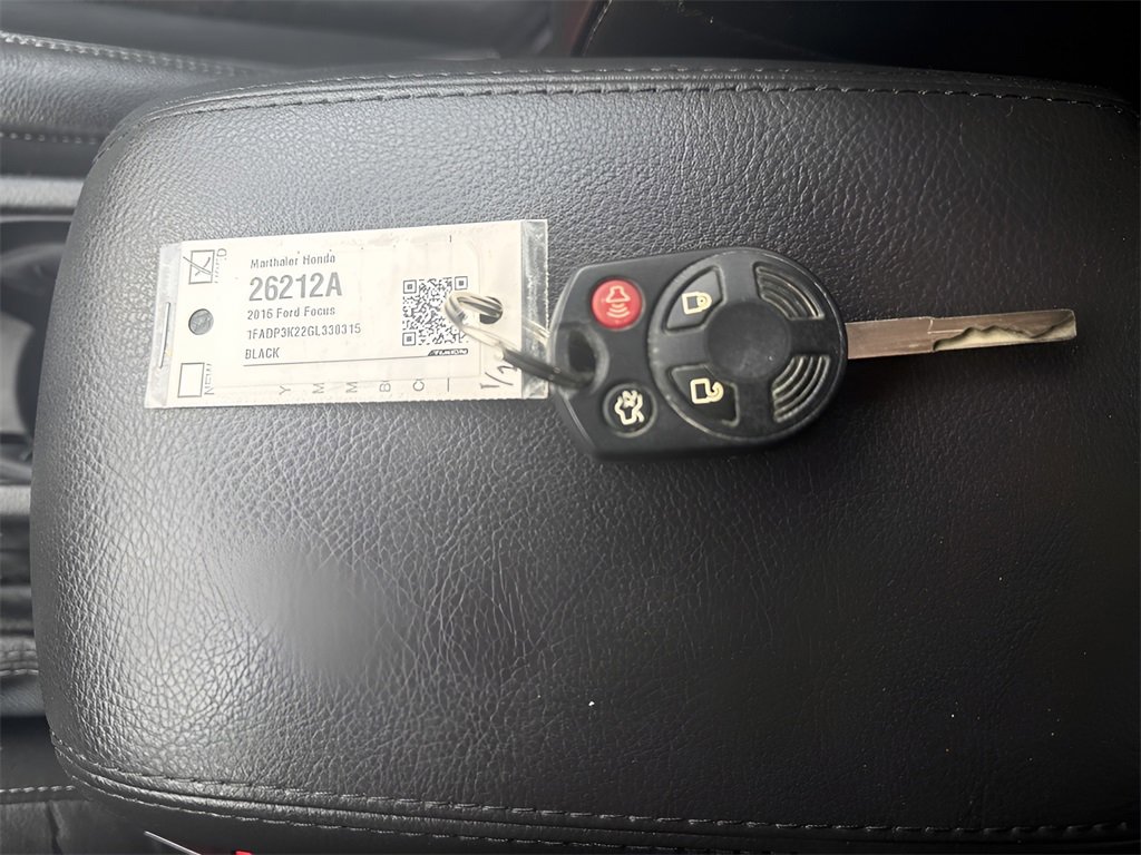 Used 2016 Ford Focus SE w/ Equipment Group 201A image 28