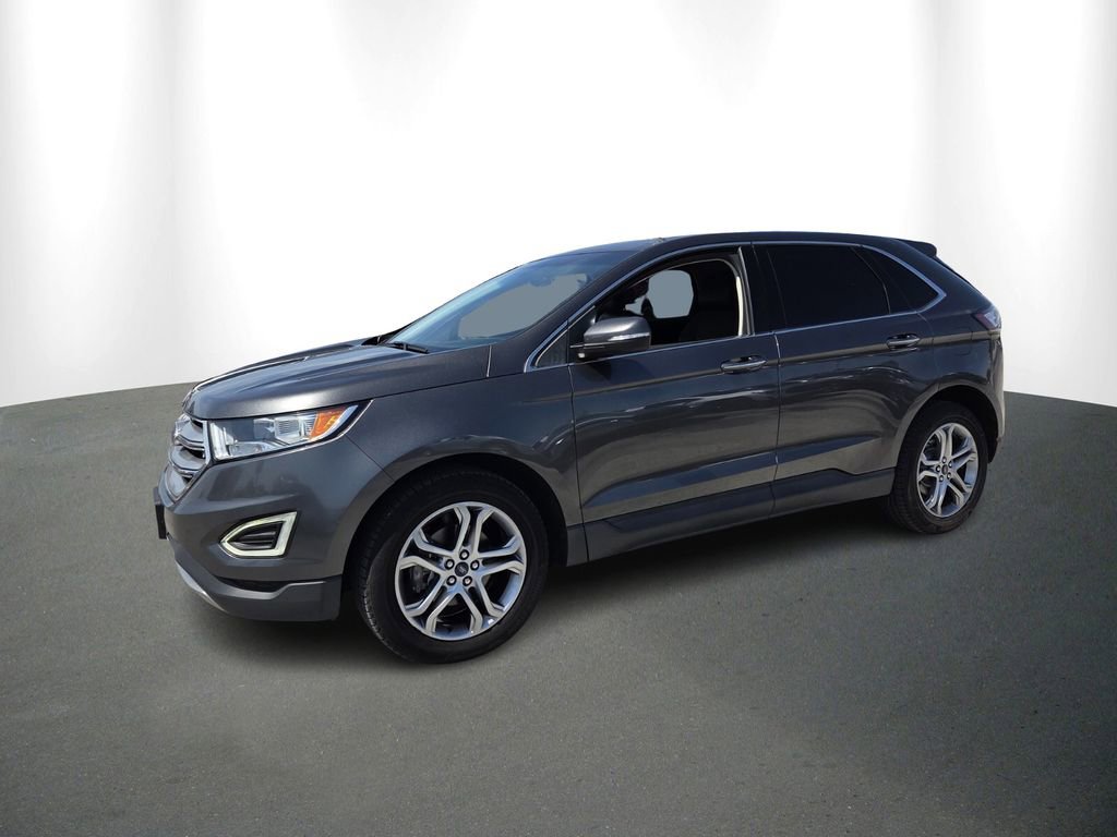 Used 2016 Ford Edge Titanium image 2
