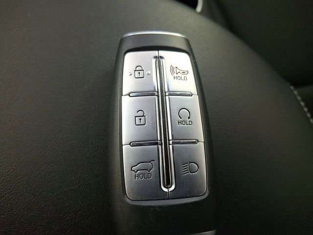 Used 2023 Genesis GV70 2.5T w/ Select Package AWD/4WD image 15