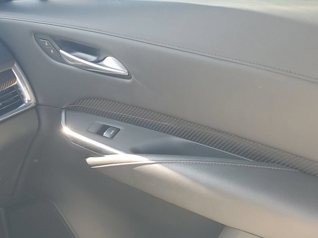 Used 2023 Cadillac XT4 Sport FWD image 13
