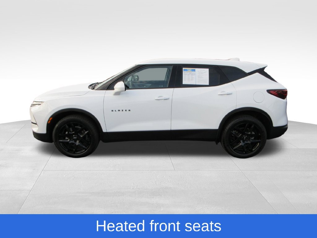 Used 2024 Chevrolet Blazer LT w/ LPO, Floor Liner Package FWD image 2