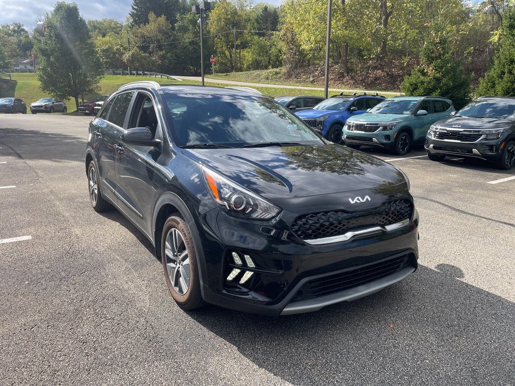 Certified 2022 Kia Niro LXS