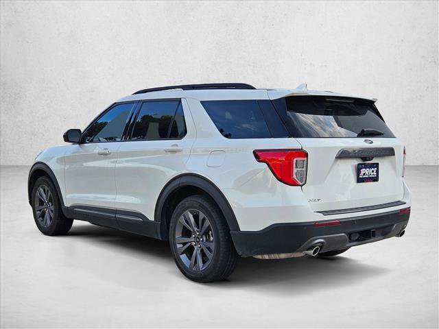 Used 2023 Ford Explorer XLT w/ Equipment Group 202A RWD image 7