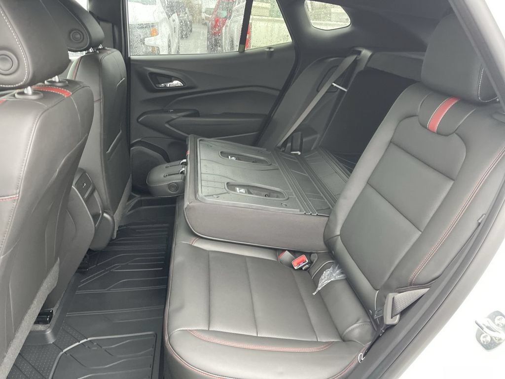 New 2026 Chevrolet Trax RS w/ Sunroof Package FWD image 22