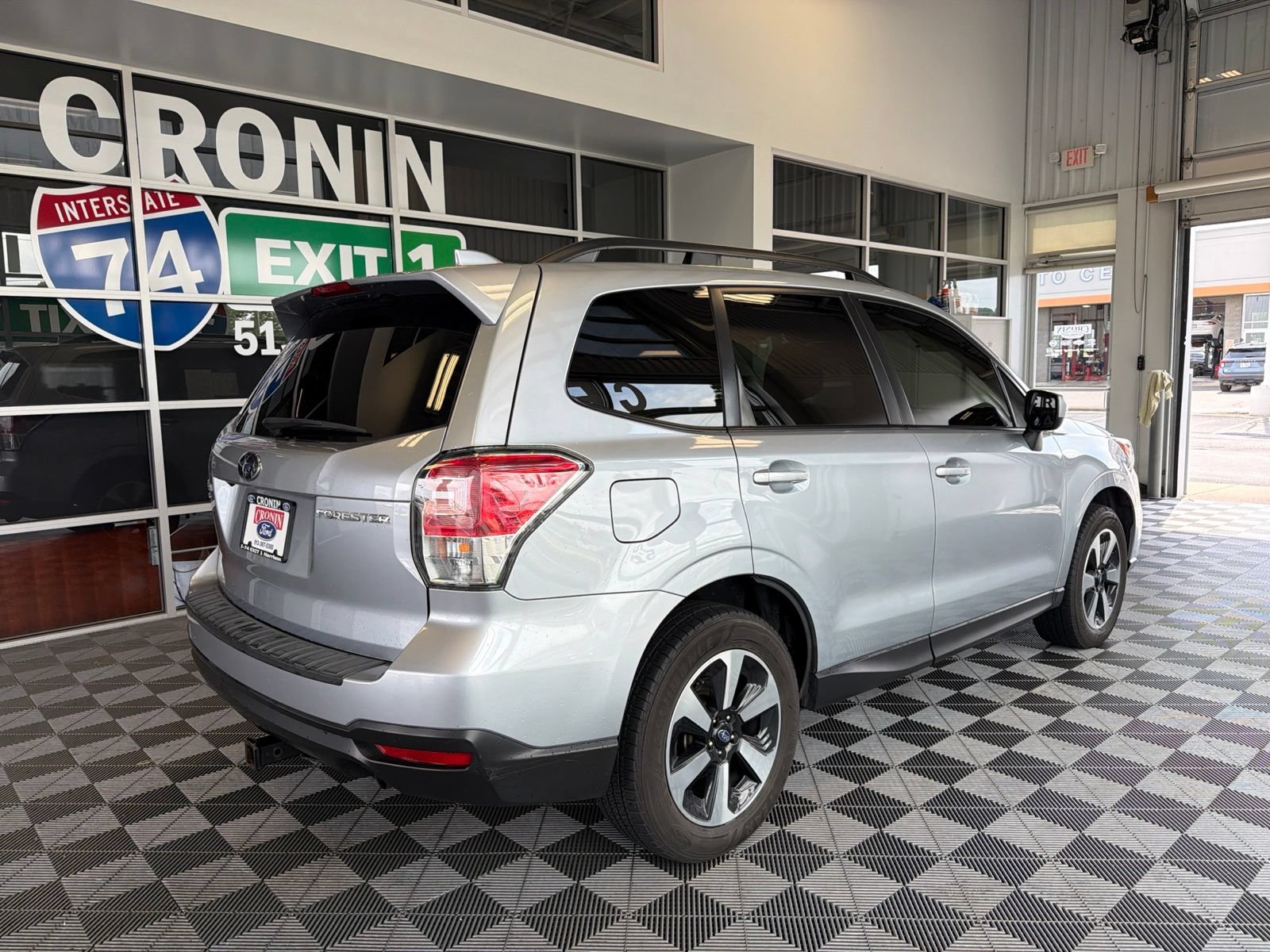 Used 2018 Subaru Forester 2.5i Premium AWD/4WD image 6