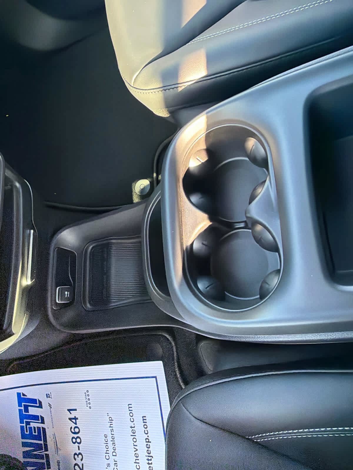 New 2026 Chrysler Pacifica Select FWD image 23