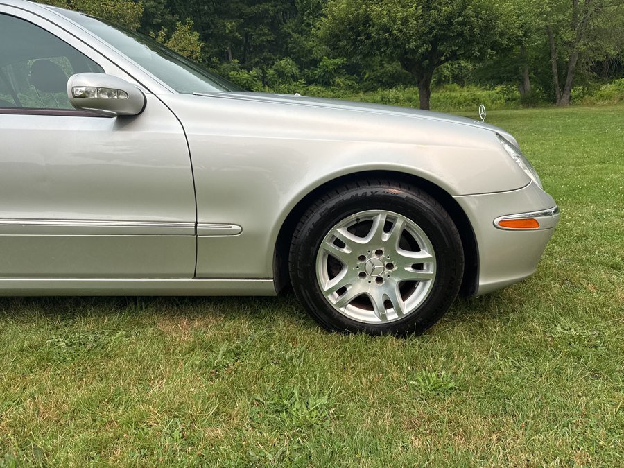 Used 2004 Mercedes-Benz E 320 4MATIC Sedan image 33