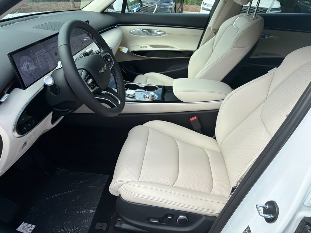 New 2027 Genesis GV70 2.5T AWD/4WD image 11