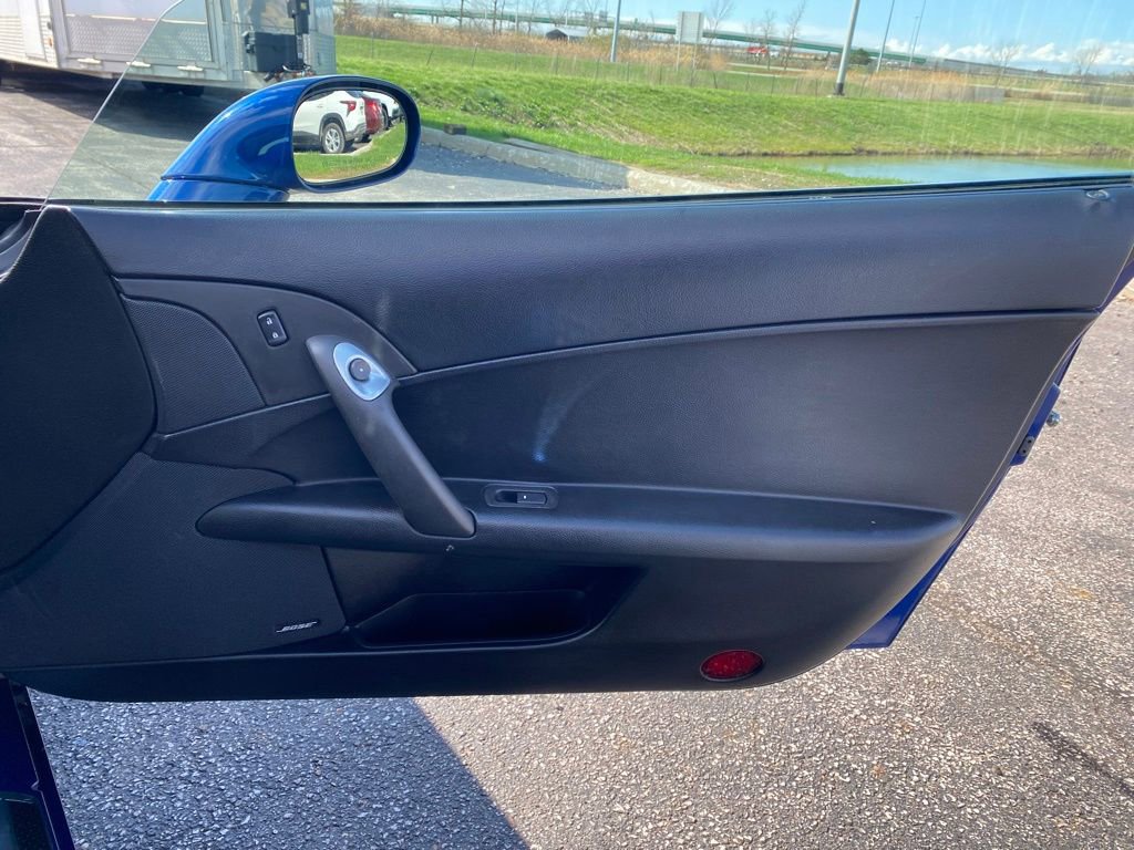 Used 2005 Chevrolet Corvette Coupe w/ Preferred Equipment Group image 19