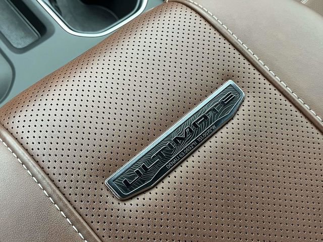 Used 2025 GMC Sierra 2500 Denali Ultimate image 37