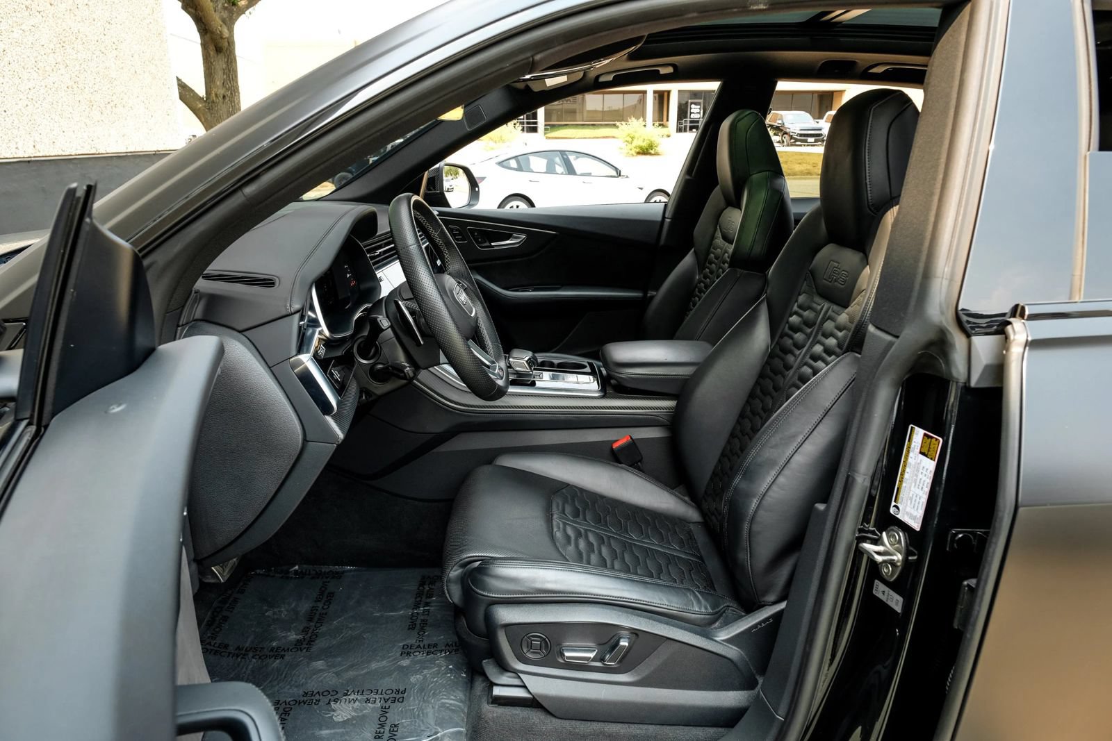 Used 2022 Audi RS Q8 AWD/4WD image 3