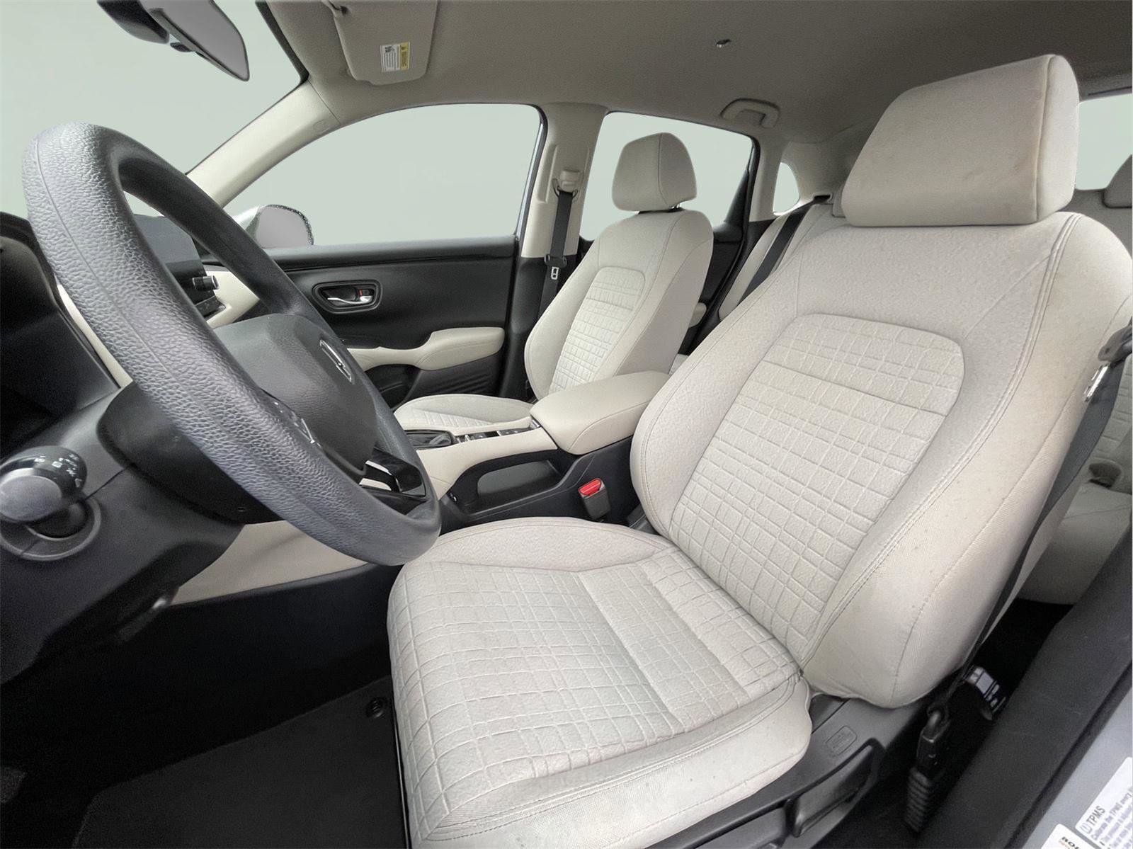 Used 2024 Honda HR-V LX image 12