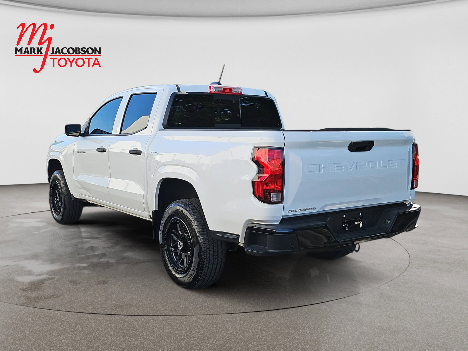 Used 2025 Chevrolet Colorado W/T w/ WT Convenience Package II RWD image 14