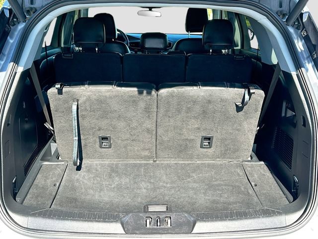 Used 2024 Ford Explorer XLT w/ Equipment Group 202A image 24