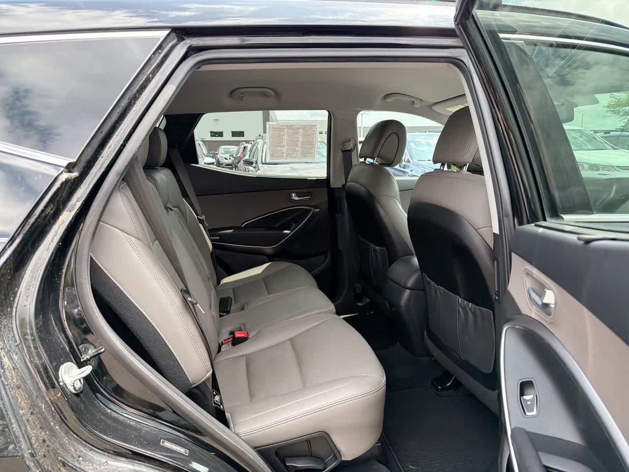 Used 2018 Hyundai Santa Fe Sport FWD image 25
