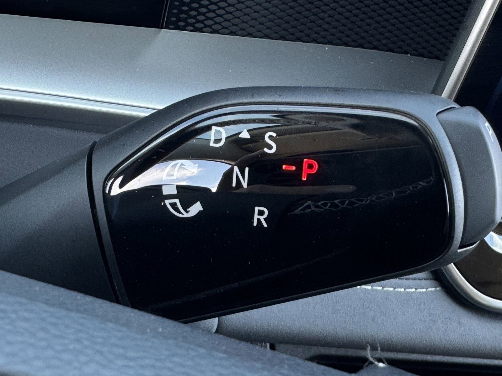 New 2026 Volkswagen Tiguan SE image 19