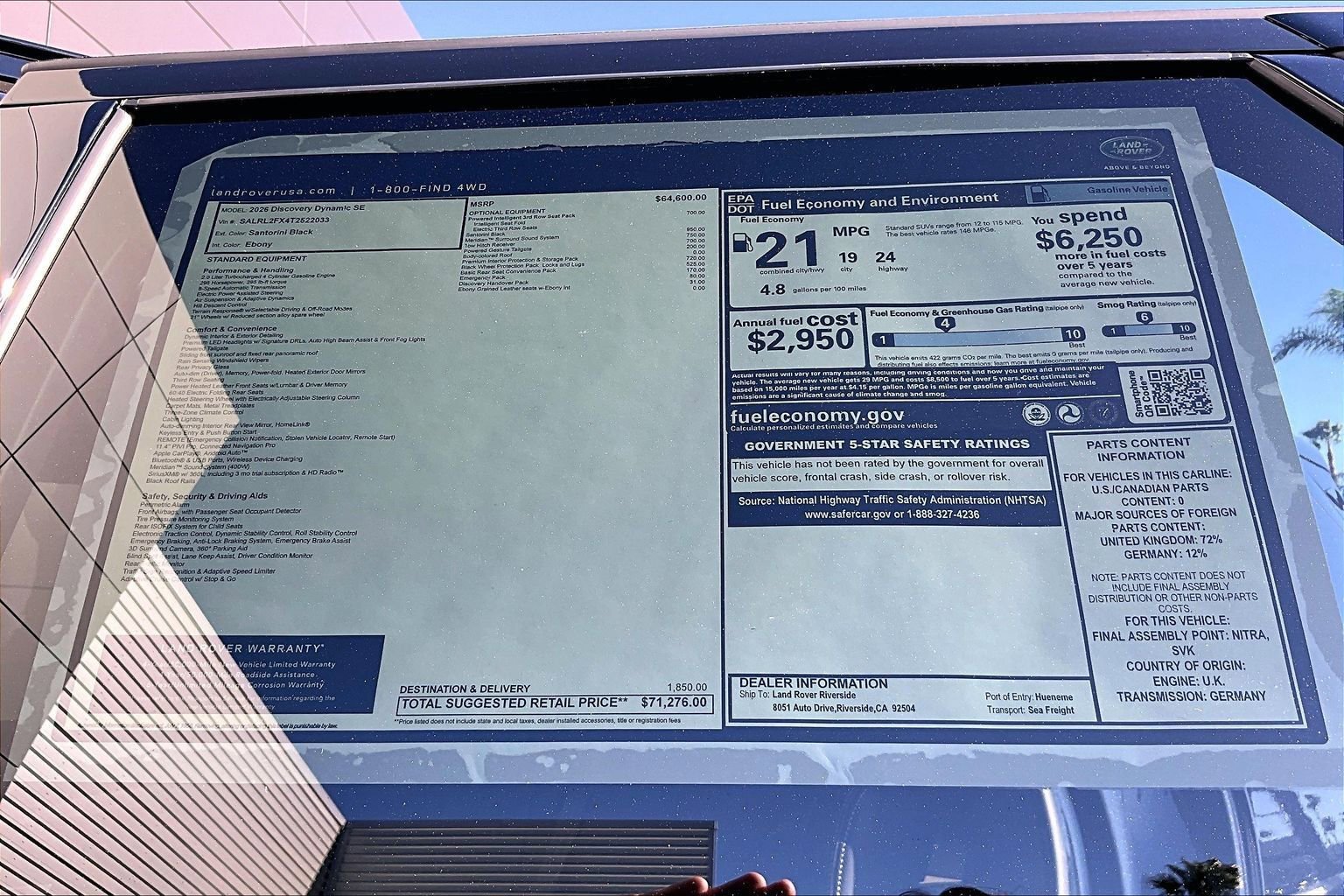 New 2026 Land Rover Discovery Dynamic SE image 15