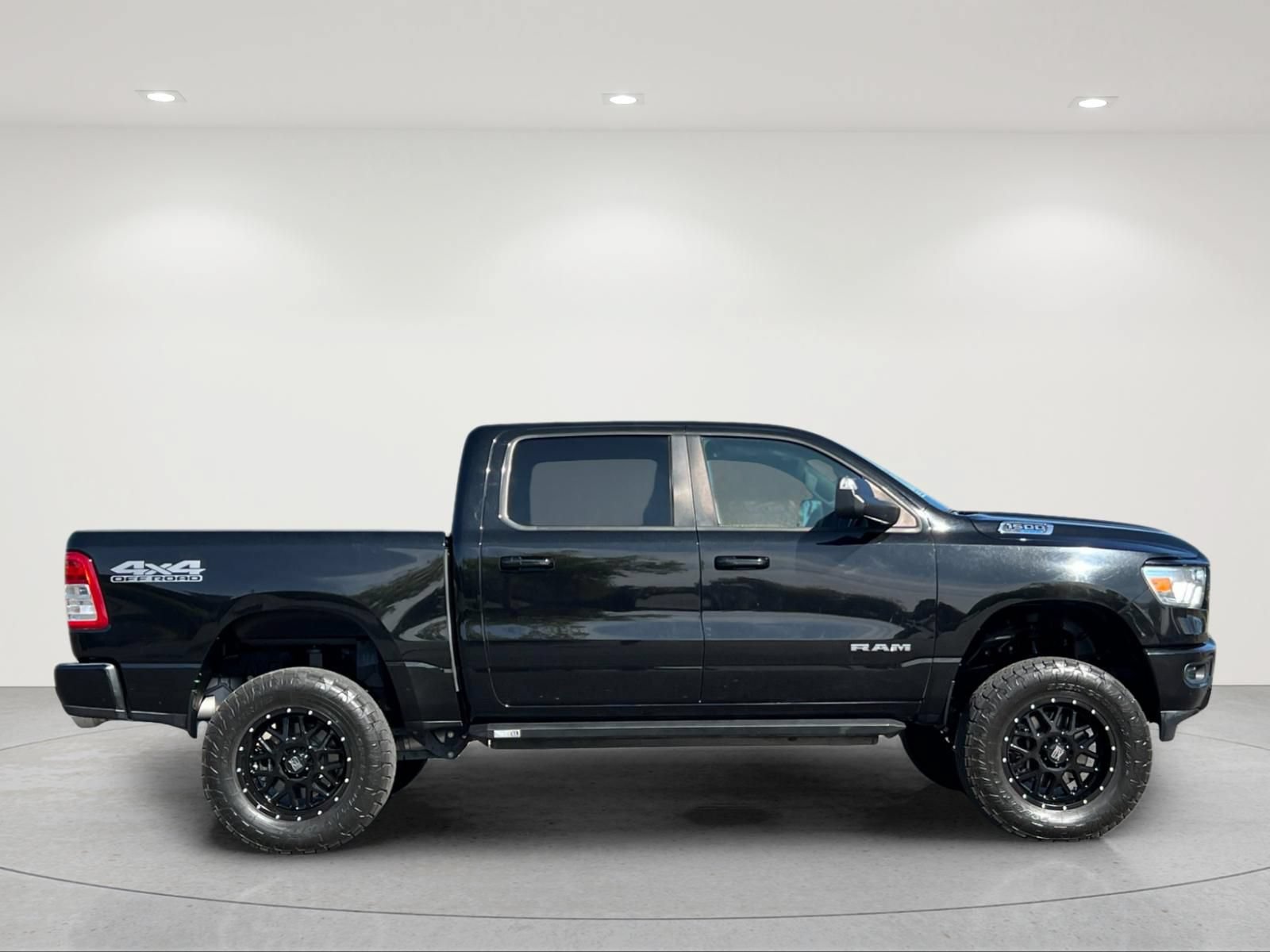 Used 2021 RAM 1500 Big Horn AWD/4WD image 6