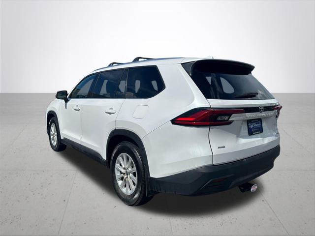 Certified 2024 Toyota Grand Highlander AWD image 10
