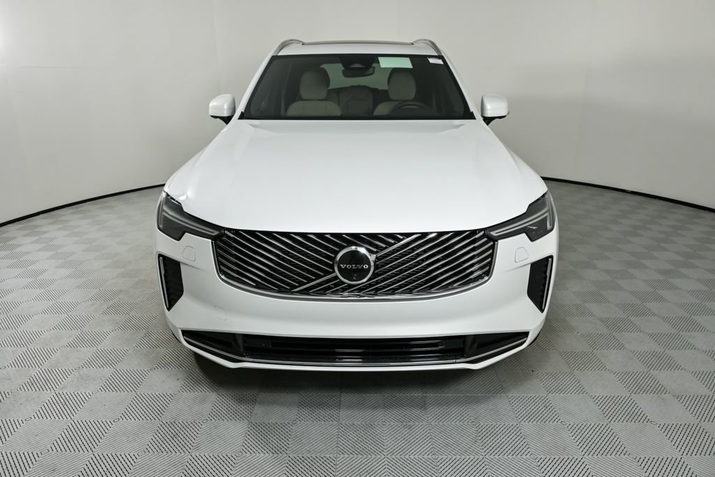 New 2026 Volvo XC90 B6 Plus w/ Protection Package Premier image 37