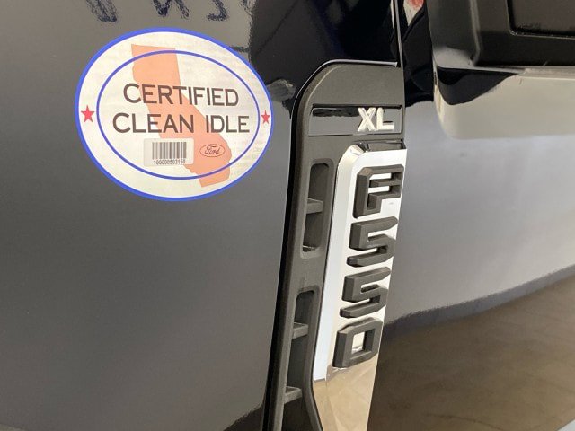New 2024 Ford F550 4x4 Regular Cab Super Duty image 15