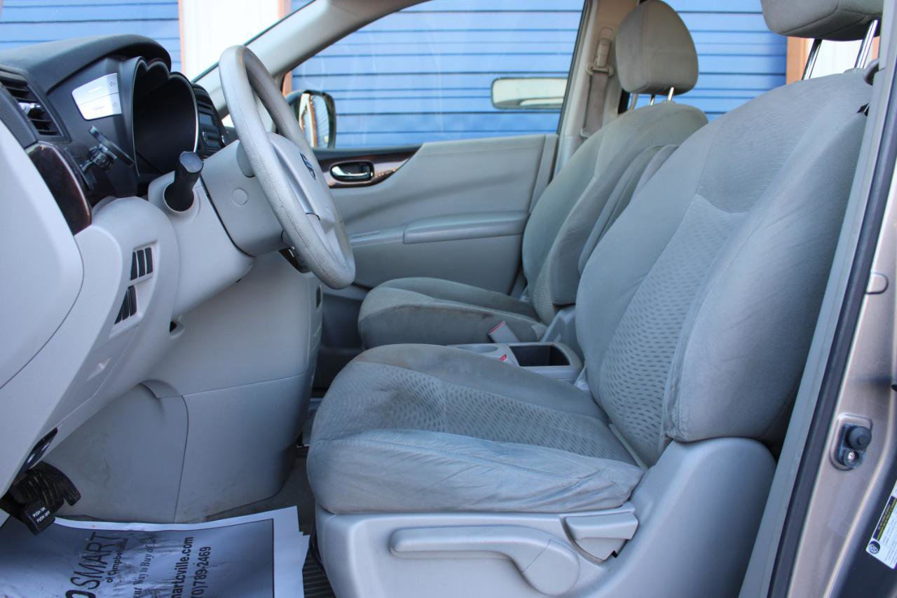 Used 2014 Nissan Quest S image 17