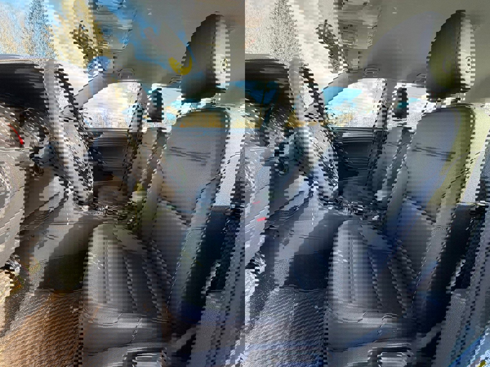 Used 2017 Volkswagen Golf Alltrack S image 8